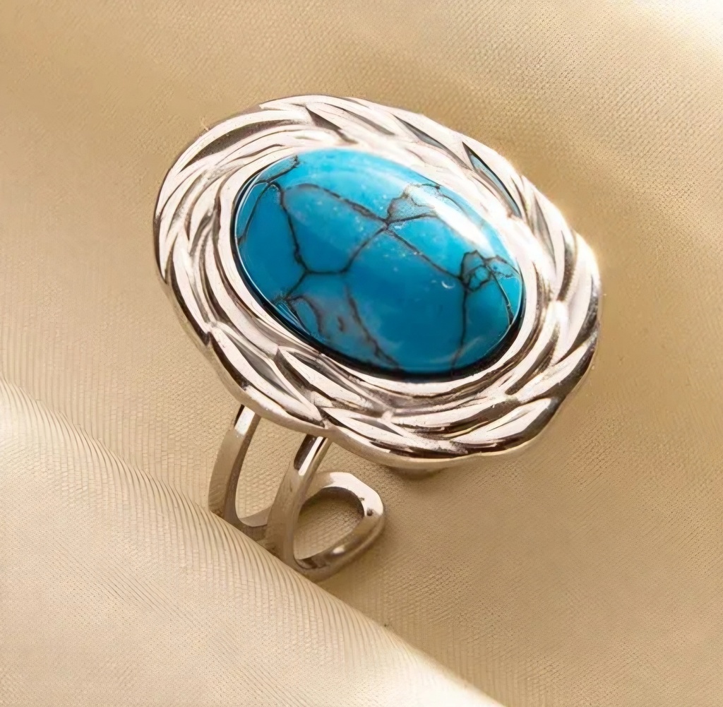 Bague " Pierre bleue ovale "